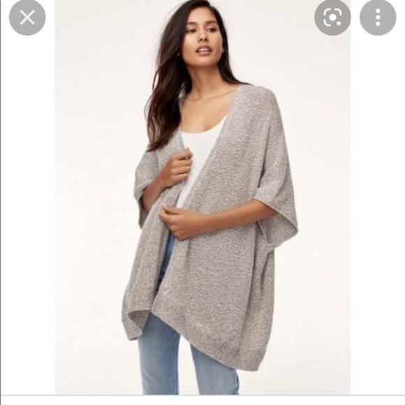 COMMUNITY Iconic Cape in XXS - Picture 1 of 5